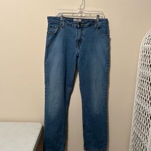 Levi Strauss Jeans Women’s 16L High Rise Medium Wash Logo Denim Mom Jeans